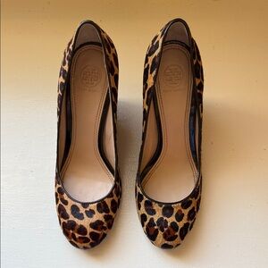 Tory Burch Leopard Print Round-Toe Pumps in Brown and Black